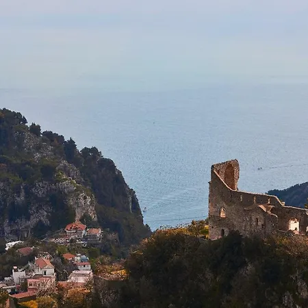 Dom wakacyjny Casa Pont1 *